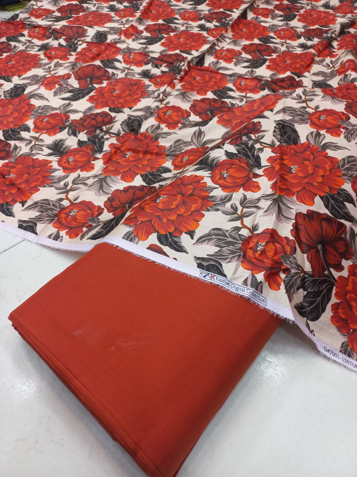 Al-Karam Digital Printed Lawn 2pc Unstiched