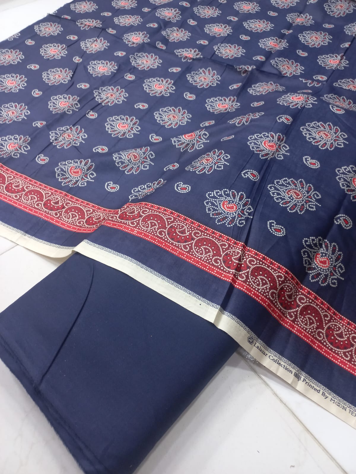 Al-Karam Digital Printed Lawn 2pc Unstiched