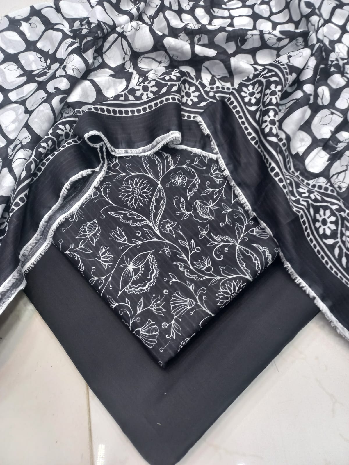 Khaadi By Regalia Textile Lawn Digital Printed 3pc Unstiched