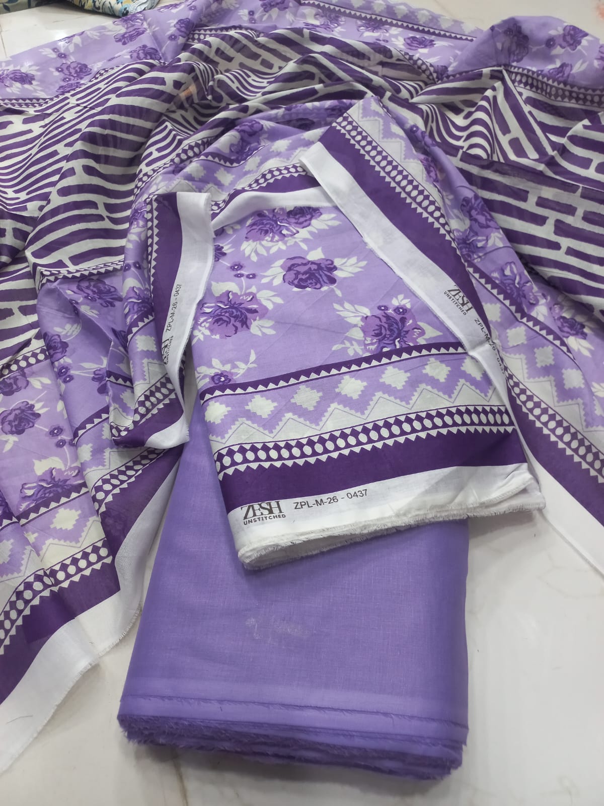 Zeesh Digital Printed Lawn 3pc Unstiched ZEESH TEXTILE 2026 Latest Collection
