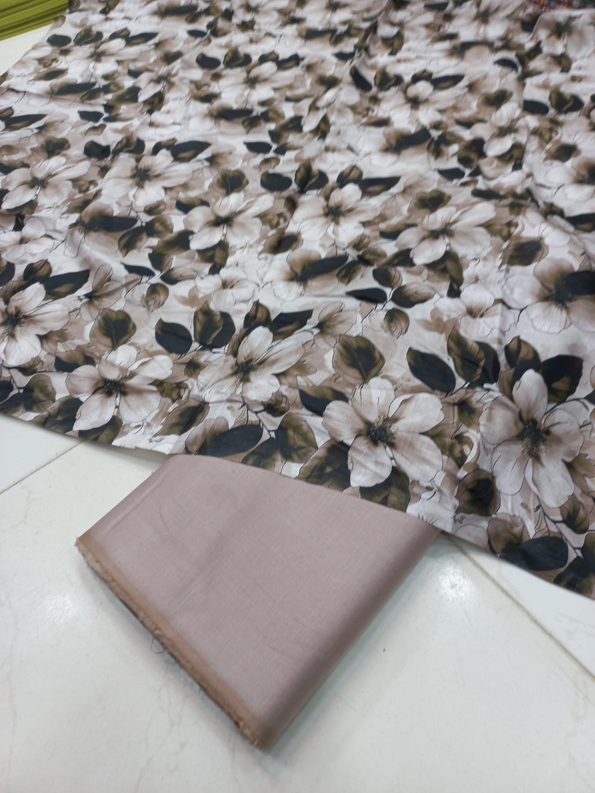 Al-Karam Digital Printed Lawn 2pc Unstiched