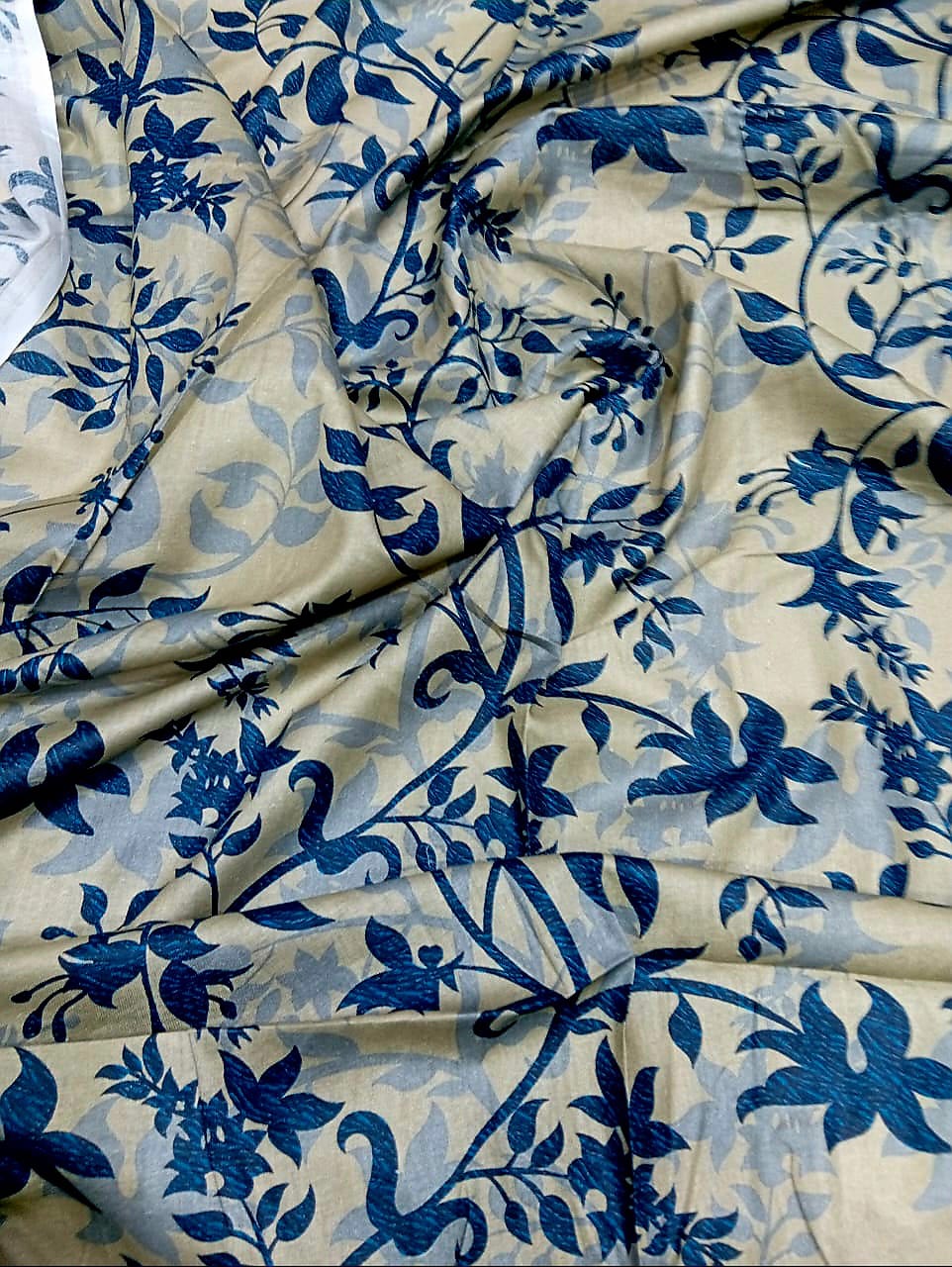 Lavish Digital Printed Lawn 2pc Unstiched
