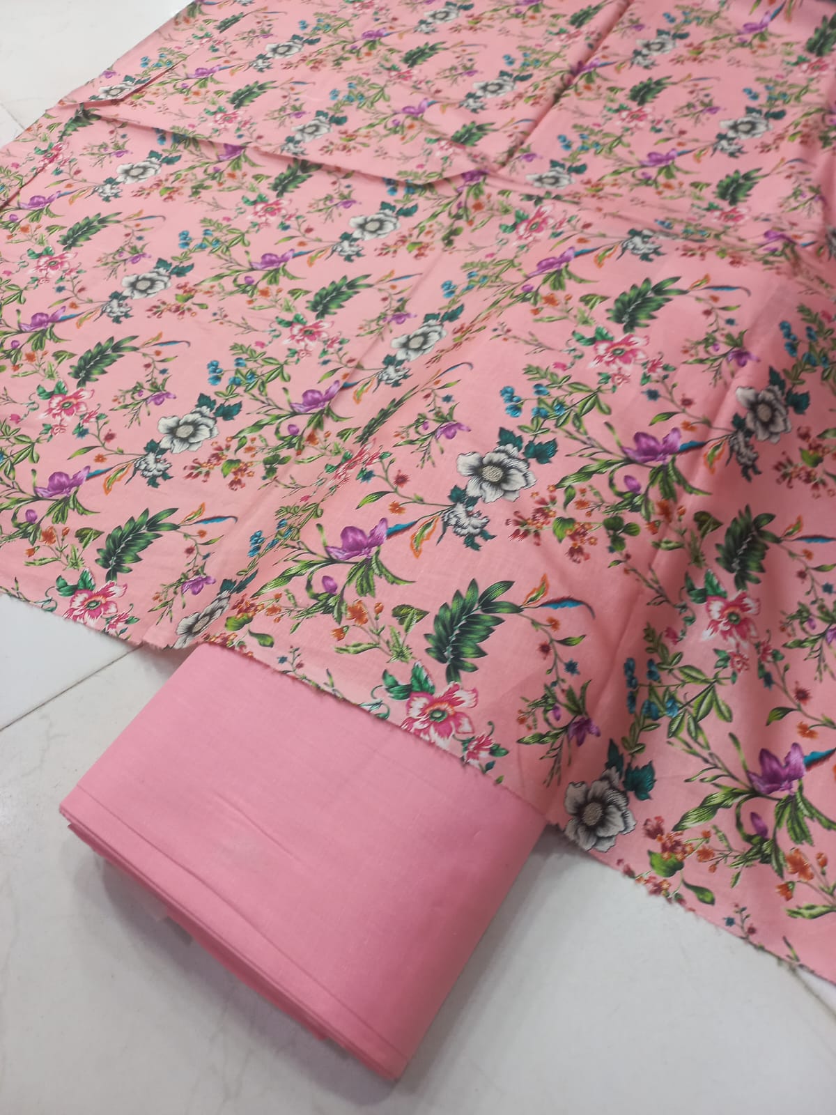 Al-Karam Digital Printed Lawn 2pc Unstiched